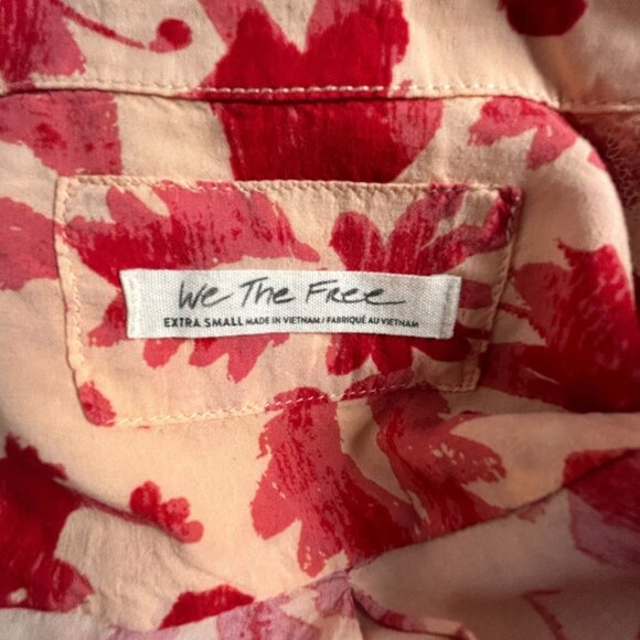 We The Free Womens Red Floral Long Sleeve Button-Up Shirt Blouse XS Casual NWOT - Picture 3 of 8